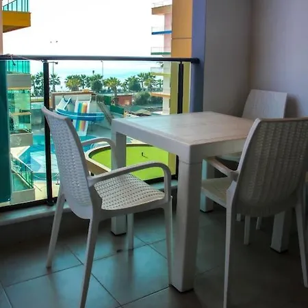 Apartament Kurt Safir Euro 20 No:15 *
